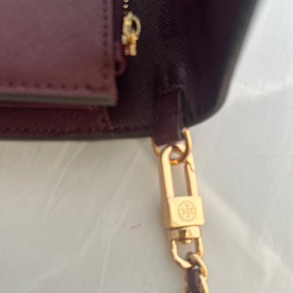 TORY BURCH Emerson Chain Crossbody Wallet Wine Color NWT (Includes Dust Bag) - Picture 11 of 15